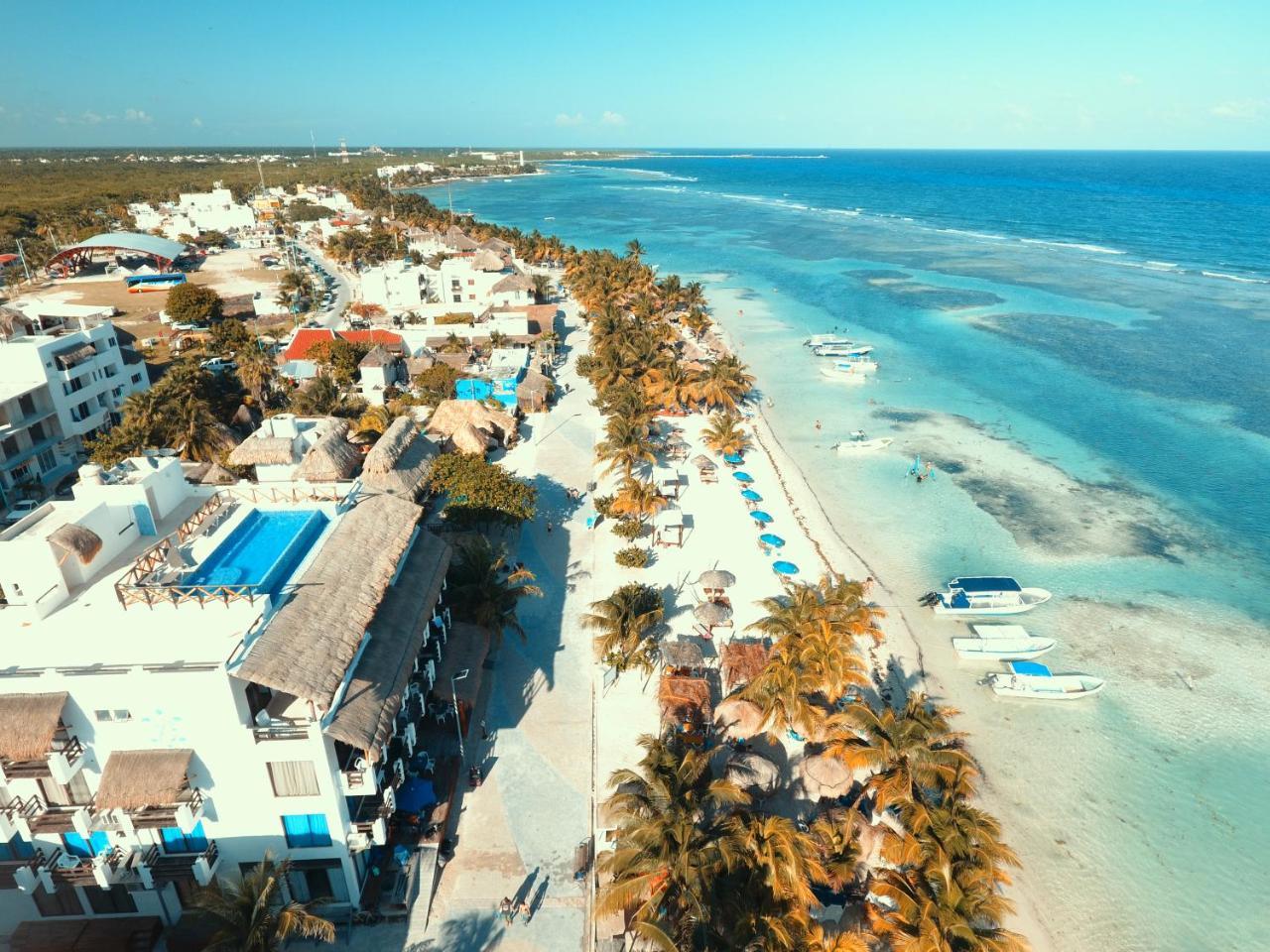 Hotel Blue Reef Frente Al Mar Mahahual Exterior photo